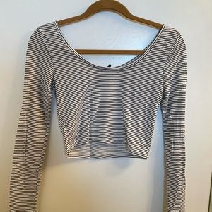 Black and white thin striped long sleeve crop top